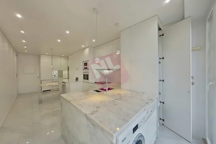 Apartamento T4 para Arrendamento em Lumiar Foto 21