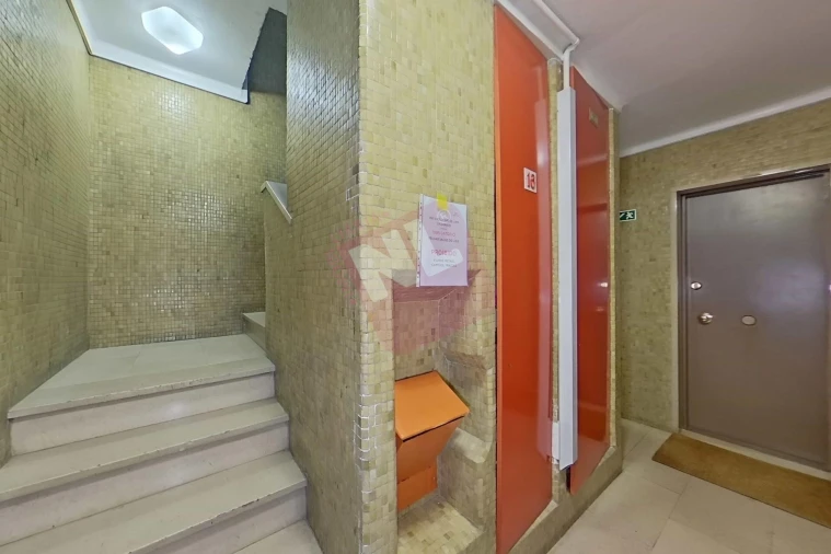 Apartamento T4 para Arrendamento em Lumiar Foto 48