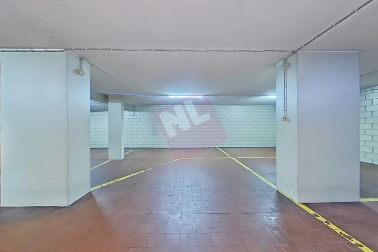 Apartamento T4 para Arrendamento em Lumiar Foto 56