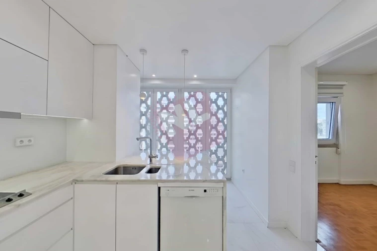 Apartamento T4 para Arrendamento em Lumiar Foto 20