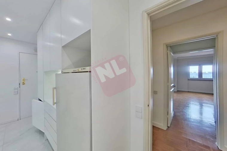 Apartamento T4 para Arrendamento em Lumiar Foto 16