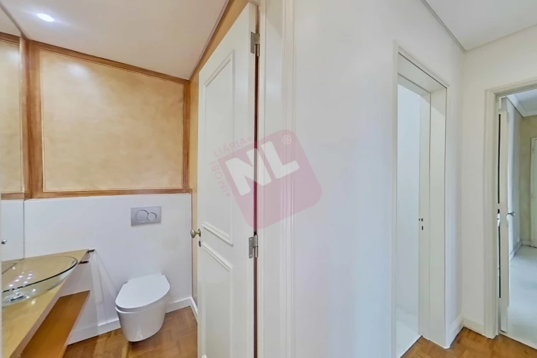 Apartamento T4 para Arrendamento em Lumiar Foto 28