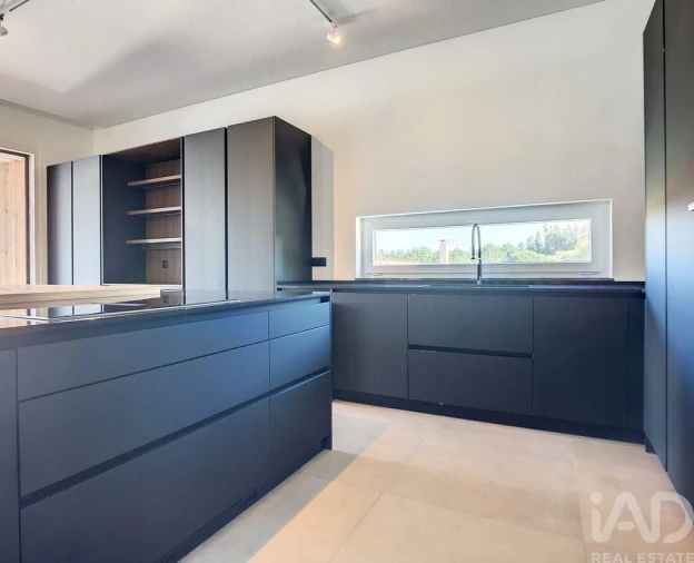 Moradia T4 para Venda em Silveira Foto 14