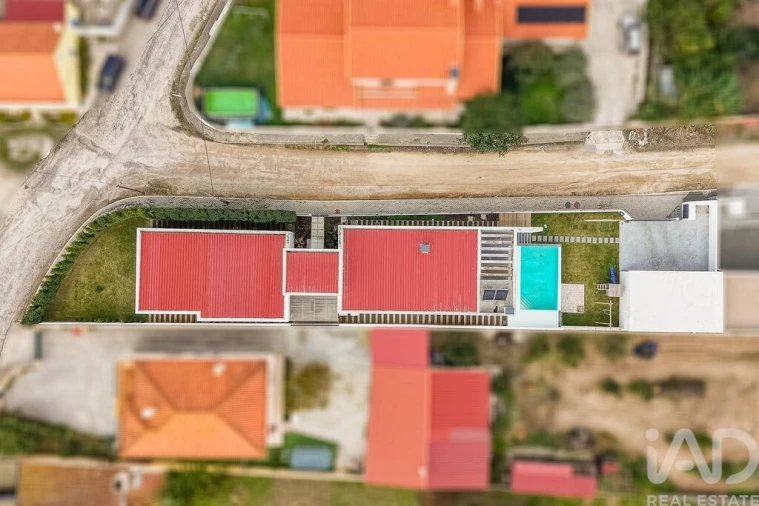 Moradia T4 para Venda em Silveira Foto 40