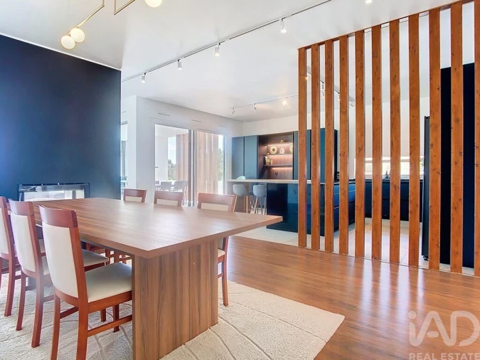 Moradia T4 para Venda em Silveira Foto 18