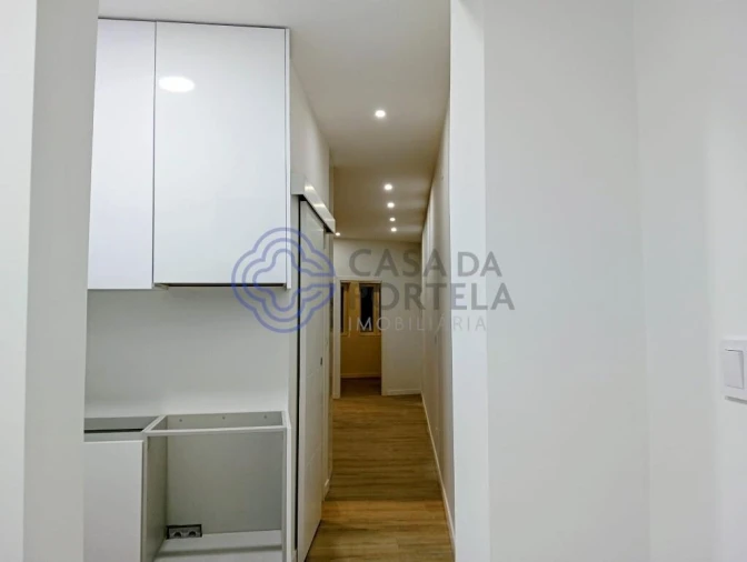 Apartamento T2 para Venda em Pedrouços Foto 14