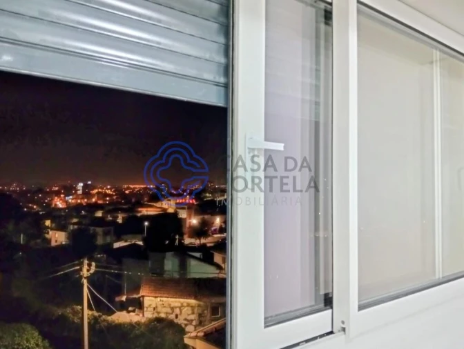 Apartamento T2 para Venda em Pedrouços Foto 17