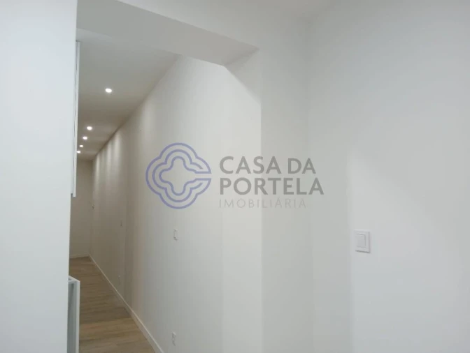 Apartamento T2 para Venda em Pedrouços Foto 11