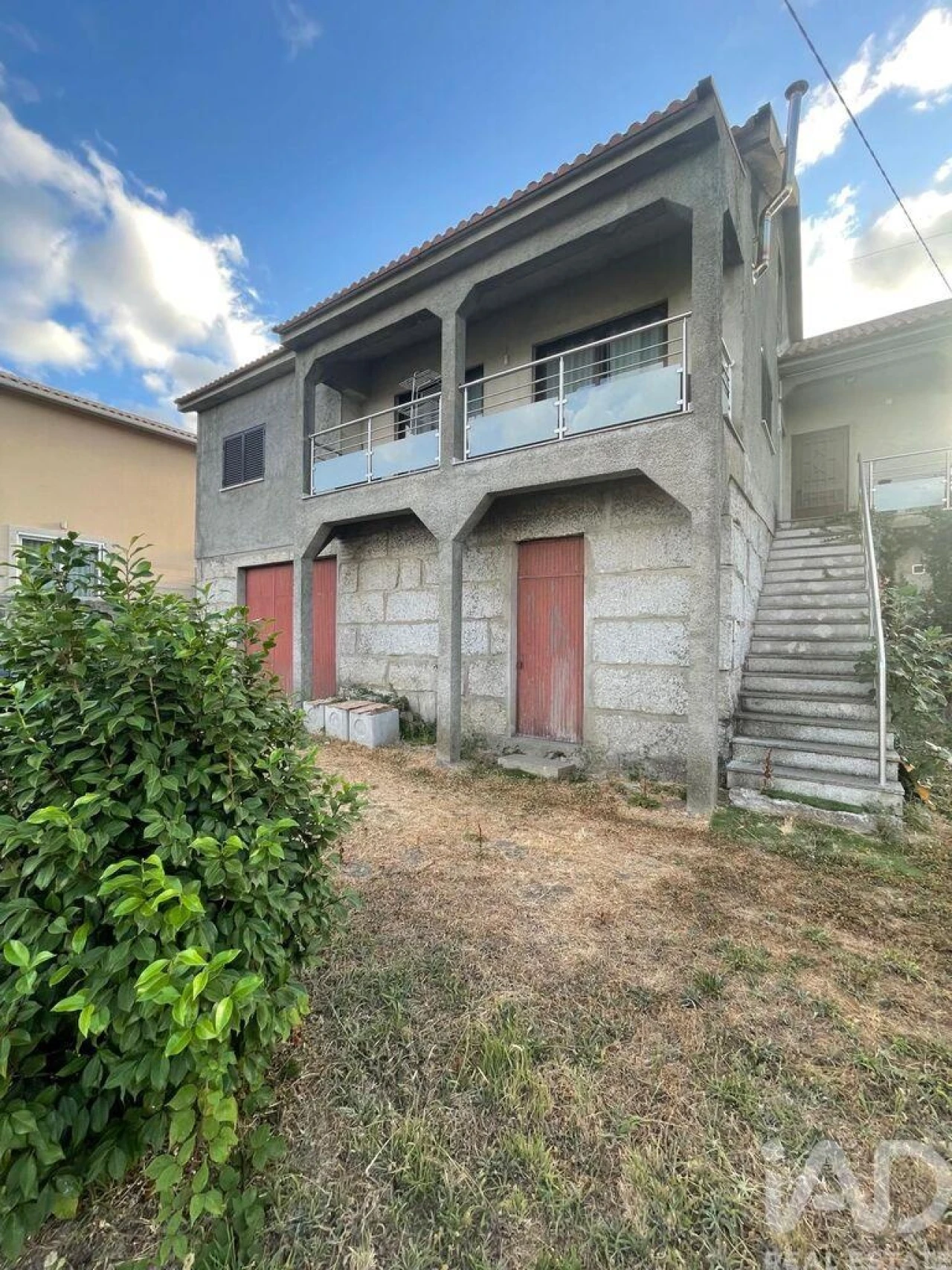 Moradia T4 para Venda em Calvão e Soutelinho da Raia Foto 1