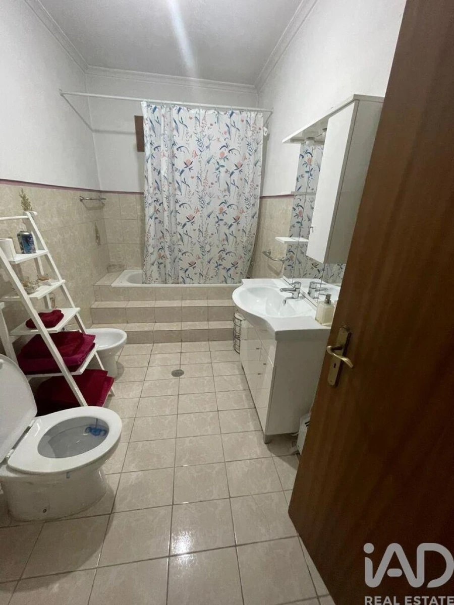 Moradia T4 para Venda em Calvão e Soutelinho da Raia Foto 6