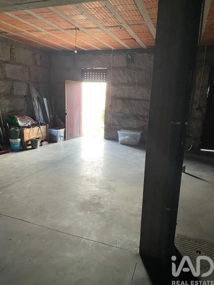 Moradia T4 para Venda em Calvão e Soutelinho da Raia Foto 15