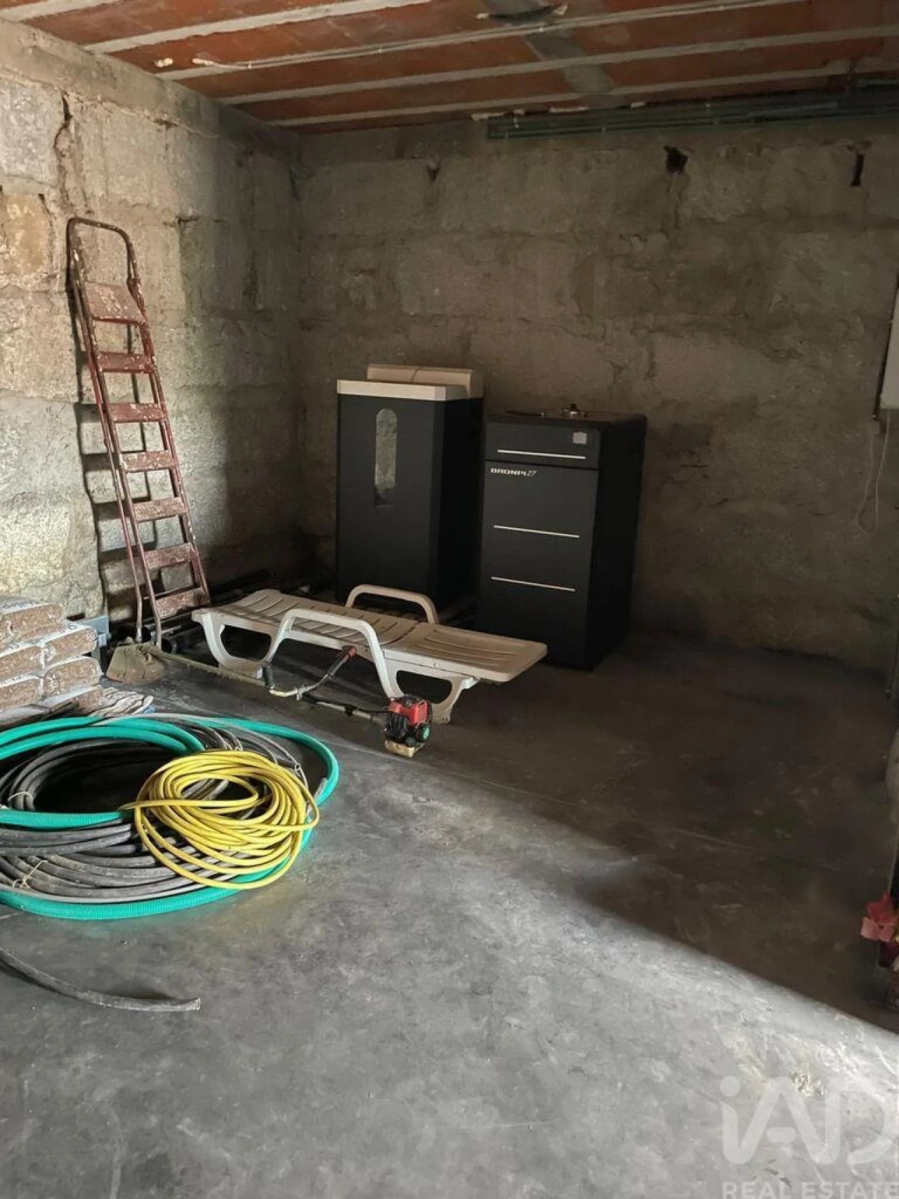 Moradia T4 para Venda em Calvão e Soutelinho da Raia Foto 5