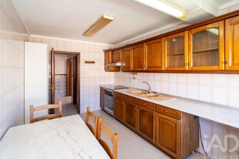 Apartamento T3 para Venda em Buarcos Foto 7