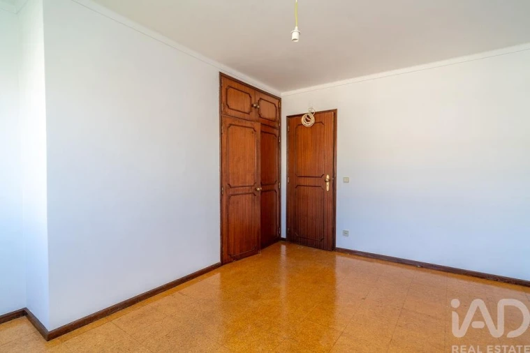 Apartamento T3 para Venda em Buarcos Foto 16