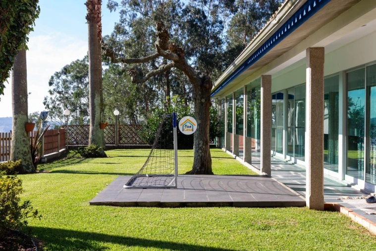 Moradia T5 para Venda em Moure Foto 10