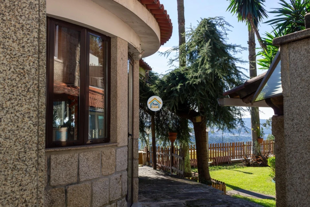 Moradia T5 para Venda em Moure Foto 20