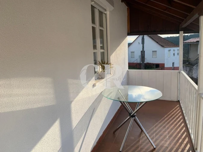 Moradia T2 para Venda em Mouronho Foto 7