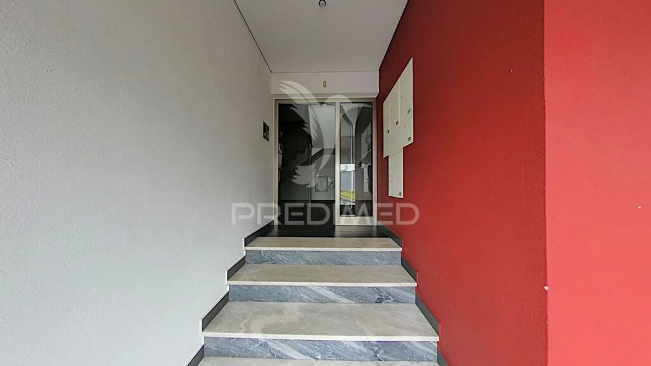 Apartamento T4 para Venda em Ribeira de Nisa e Carreiras Foto 2