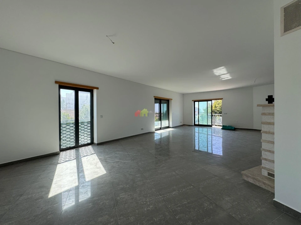 Apartamento T4 para Venda em Beja (Santiago Maior e São João Baptista) Foto 19