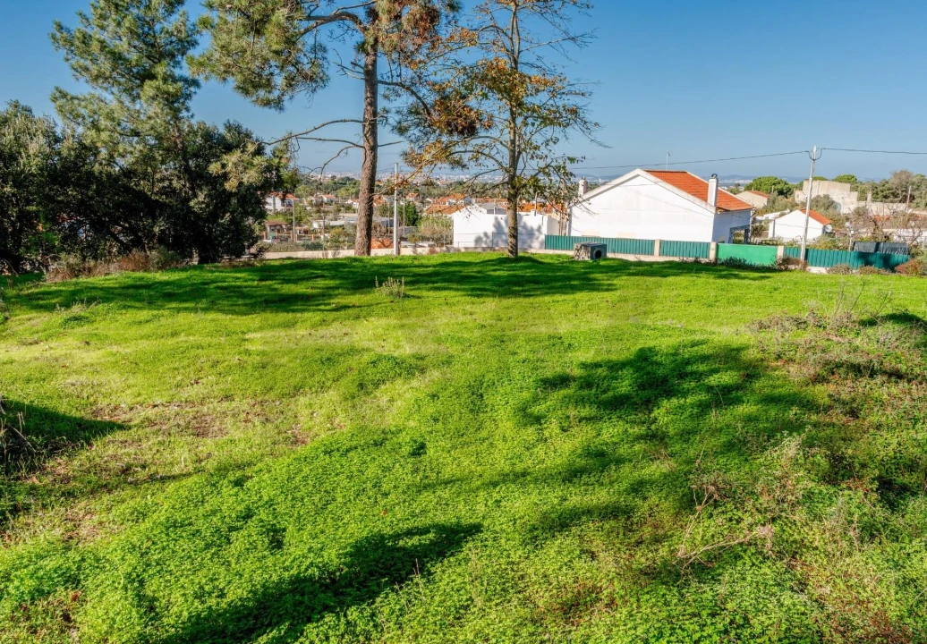 Terreno para Venda em Santo Antonio da Charneca Foto 1