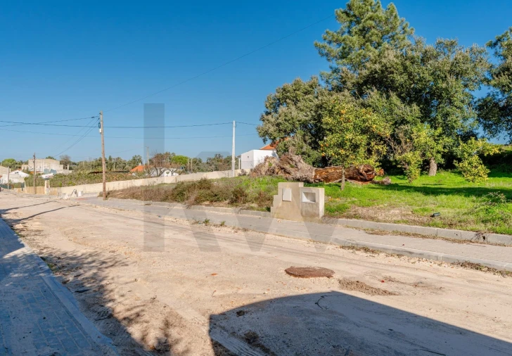 Terreno para Venda em Santo Antonio da Charneca Foto 9