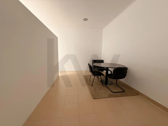 Escritório para Arrendamento em São Domingos de Rana Foto 10