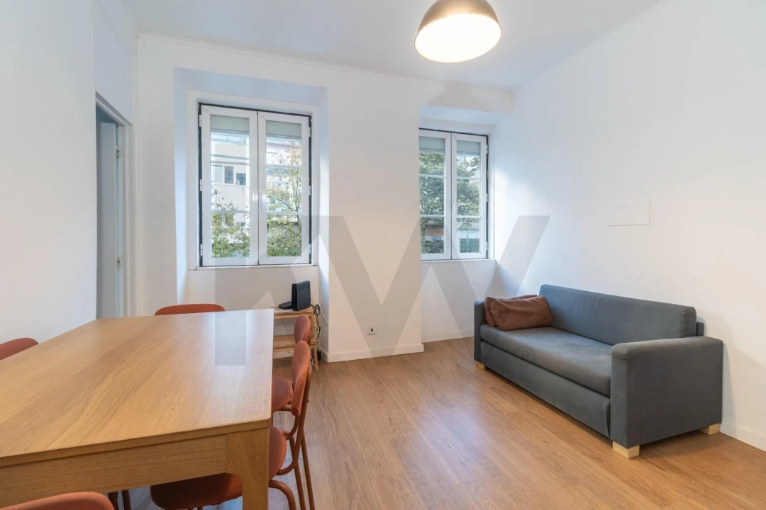 Apartamento T2 para Venda em Penha de França Foto 4