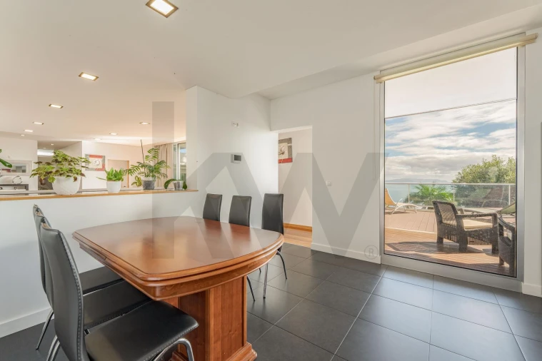 Moradia T3 para Venda em Santa Cruz Foto 41