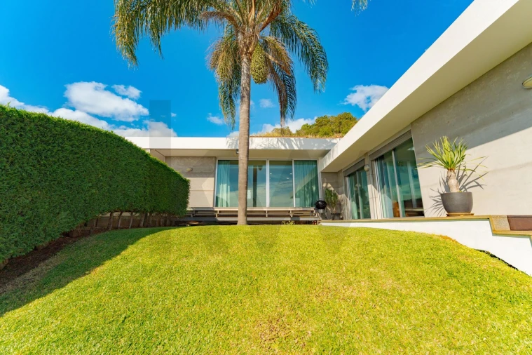 Moradia T3 para Venda em Santa Cruz Foto 2