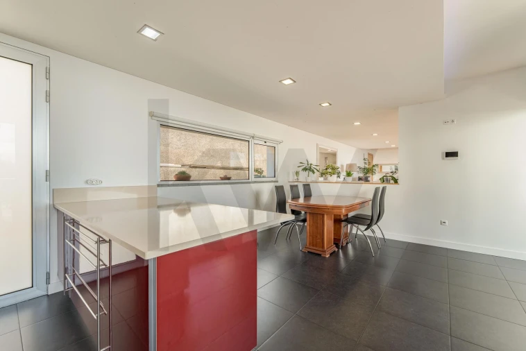 Moradia T3 para Venda em Santa Cruz Foto 31