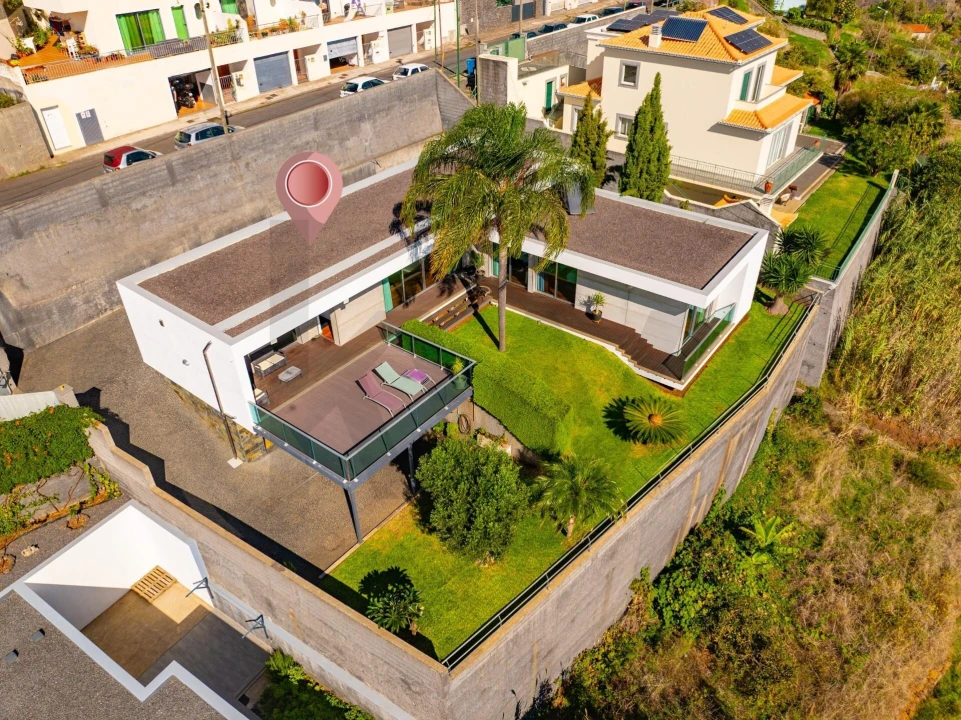 Moradia T3 para Venda em Santa Cruz Foto 5