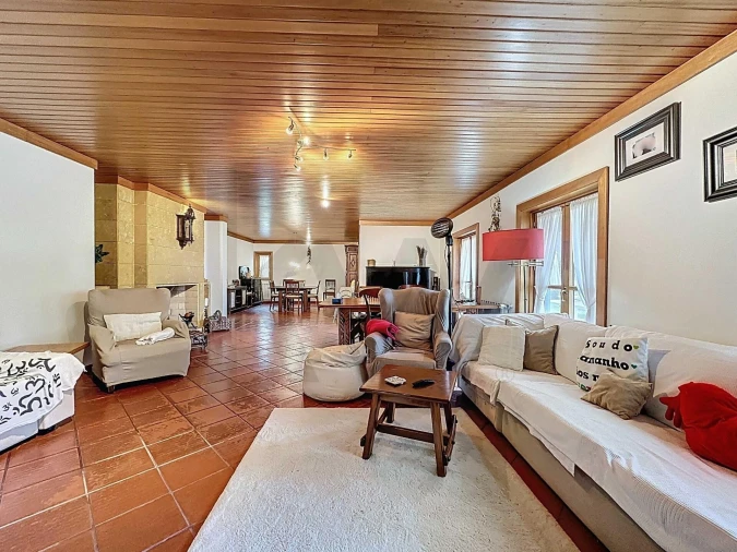 Moradia T4 para Venda em Santo Estêvão Foto 15