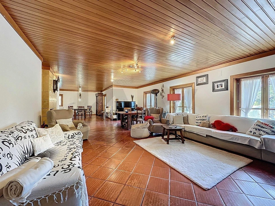 Moradia T4 para Venda em Santo Estêvão Foto 12