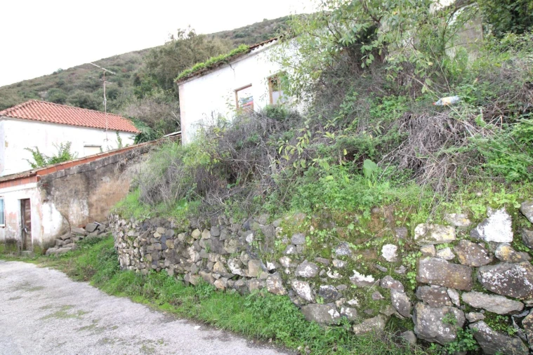 Moradia para Venda em Santo Quintino Foto 38