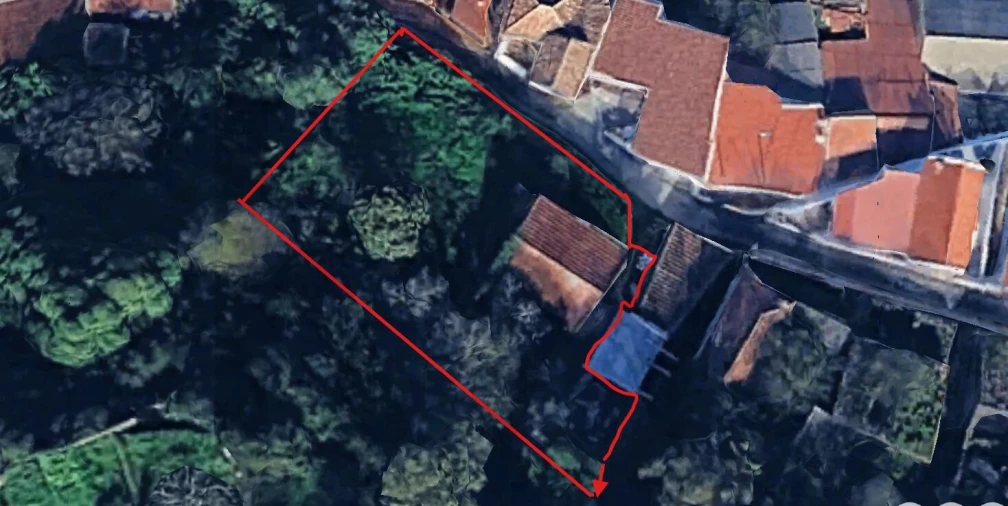 Moradia para Venda em Santo Quintino Foto 41