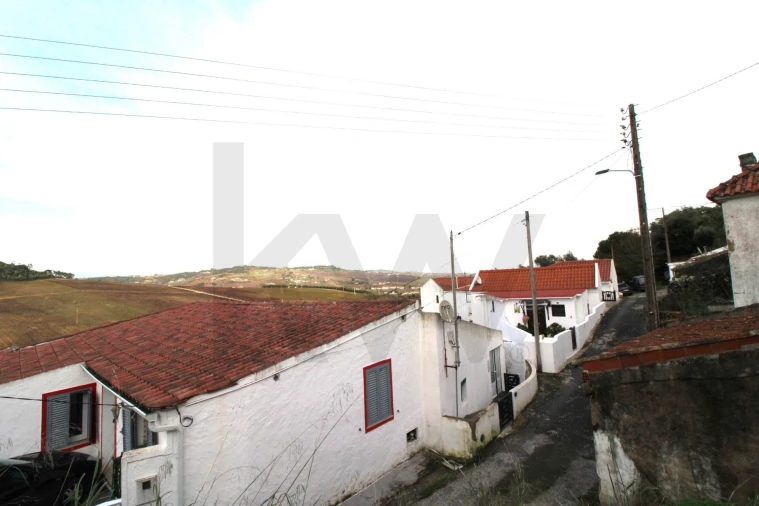 Moradia para Venda em Santo Quintino Foto 28