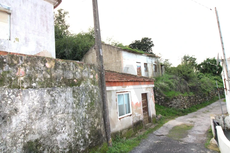 Moradia para Venda em Santo Quintino Foto 37