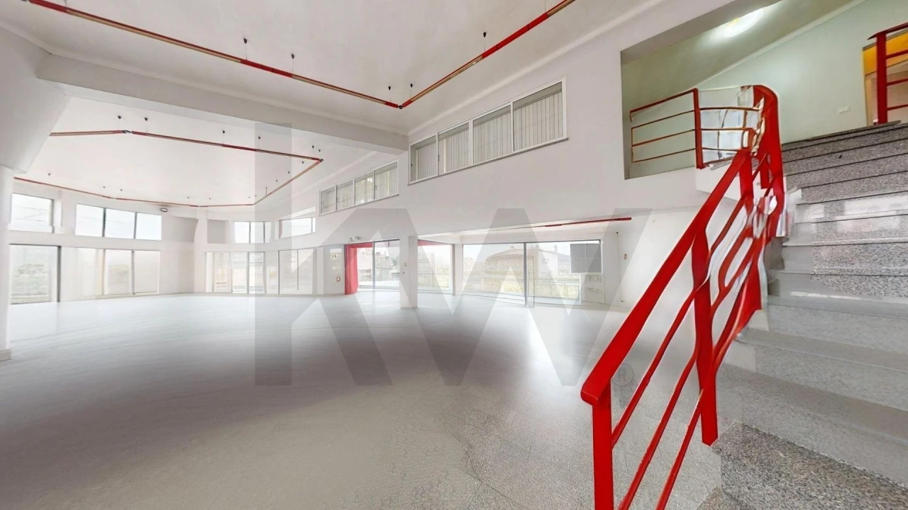 Negócio para Venda em Carriço Foto 11