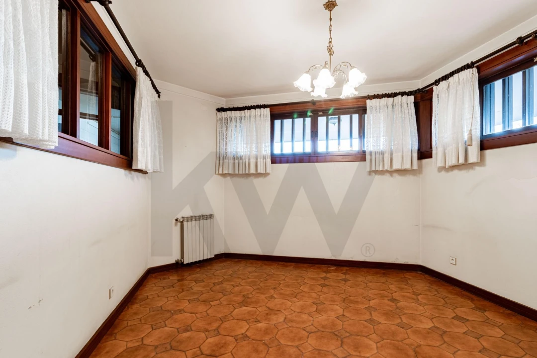 Moradia T4 para Venda em São João da Madeira Foto 36