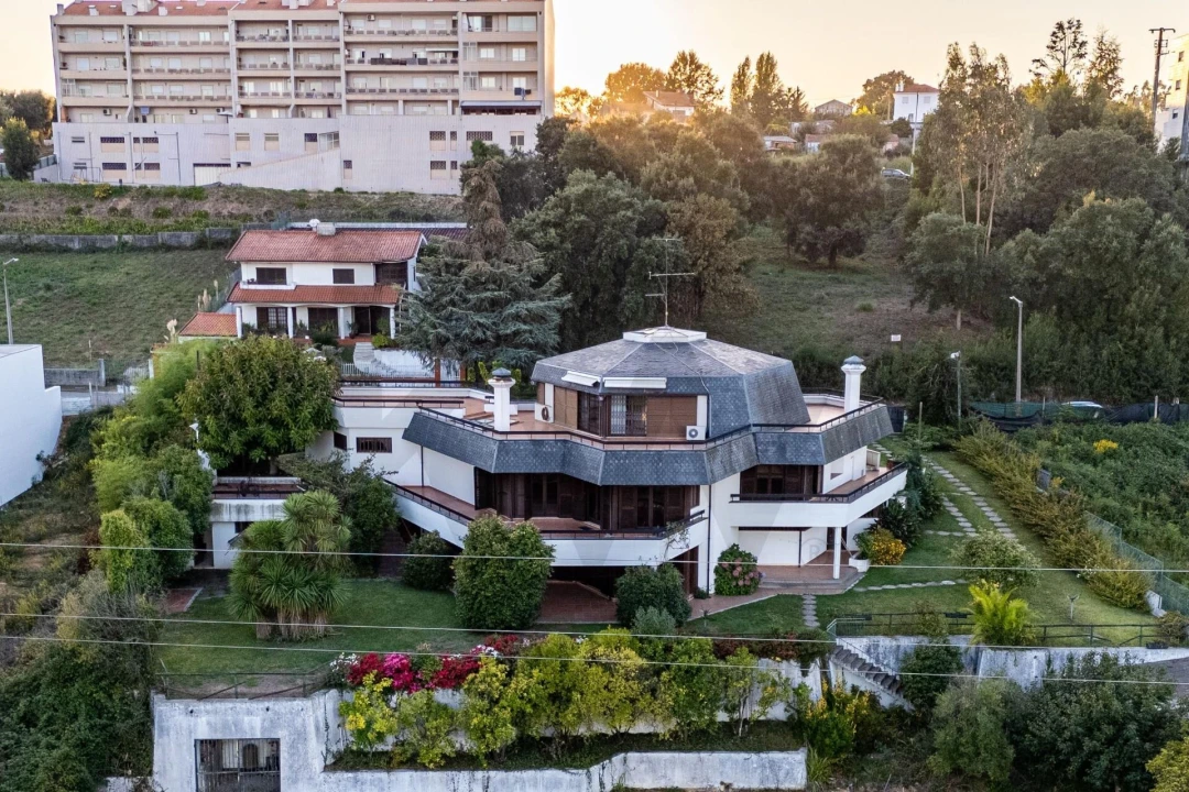 Moradia T4 para Venda em São João da Madeira Foto 6