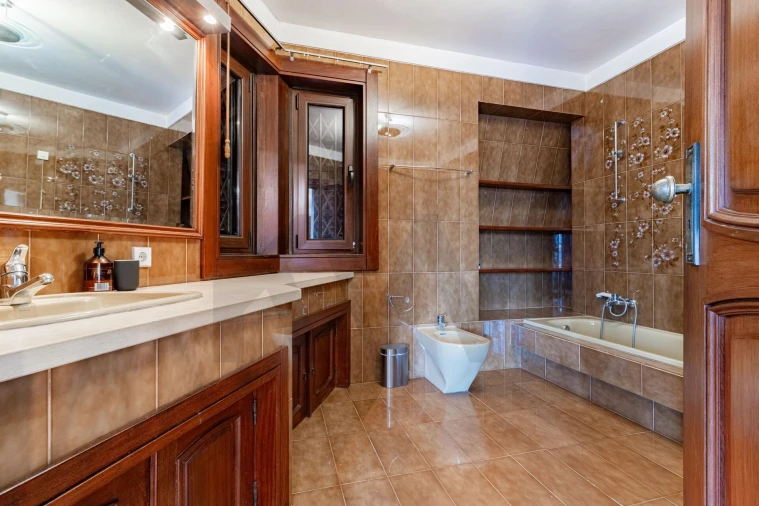 Moradia T4 para Venda em São João da Madeira Foto 29