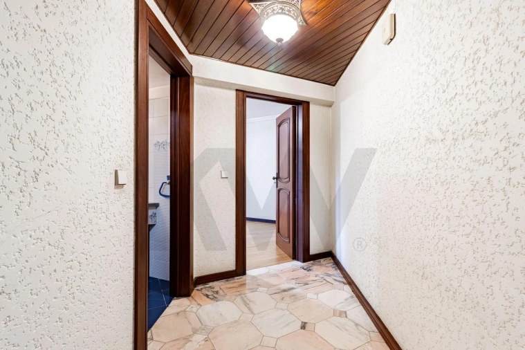 Moradia T4 para Venda em São João da Madeira Foto 16