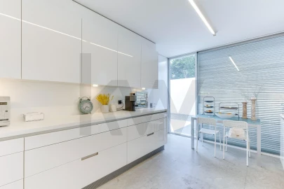 Moradia T5 para Venda em Aldoar, Foz do Douro e Nevogilde