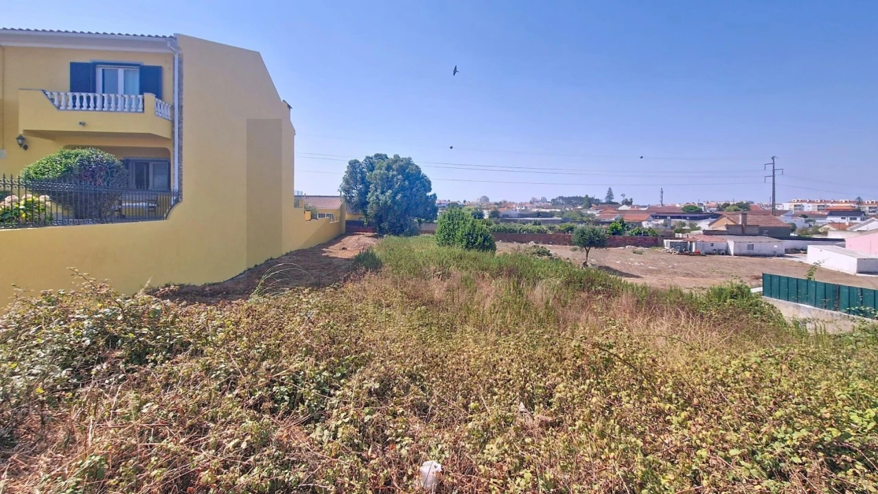 Terreno para Venda em Algueirão-Mem Martins Foto 5