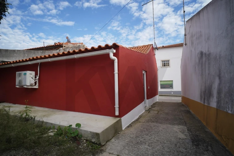 Moradia T2 para Venda em Famalicão Foto 17