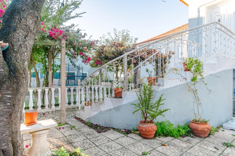 Moradia T6 para Venda em Palmela Foto 38