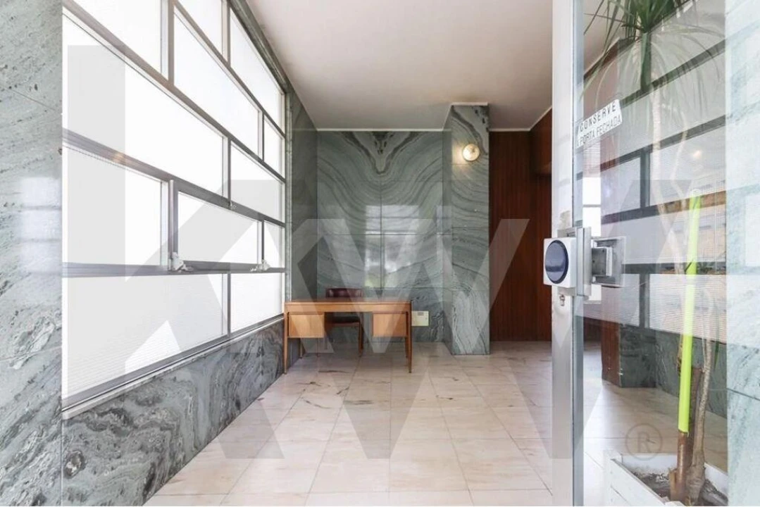 Apartamento T4 para Arrendamento em Alvalade Foto 37