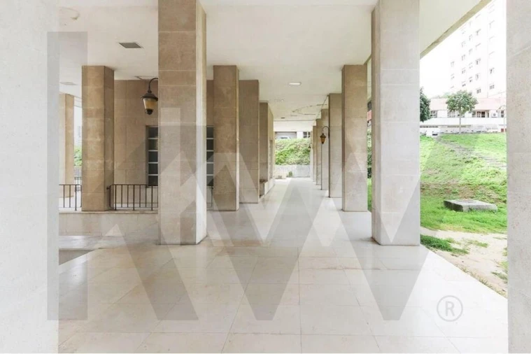 Apartamento T4 para Arrendamento em Alvalade Foto 39