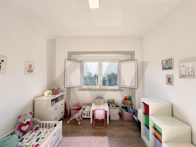 Apartamento T4 para Venda em Romeira e Várzea