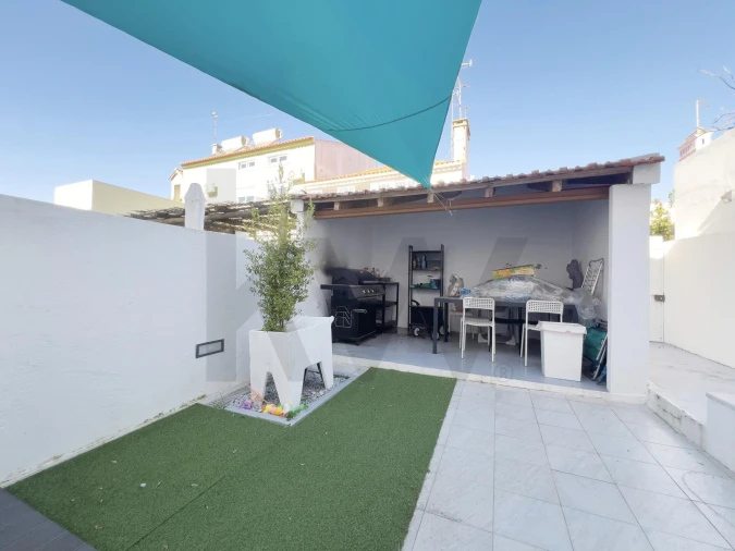 Apartamento T4 para Venda em Romeira e Várzea Foto 26